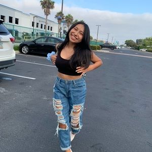 Meet your Posher, Esperanza